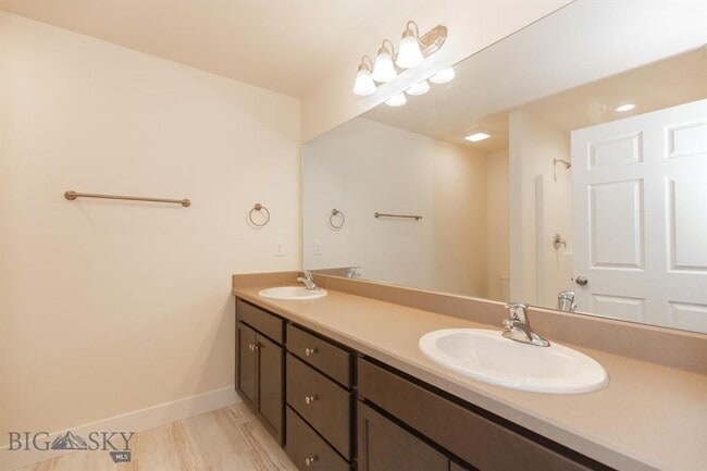 Photo - Brand New 4 Bedroom Home