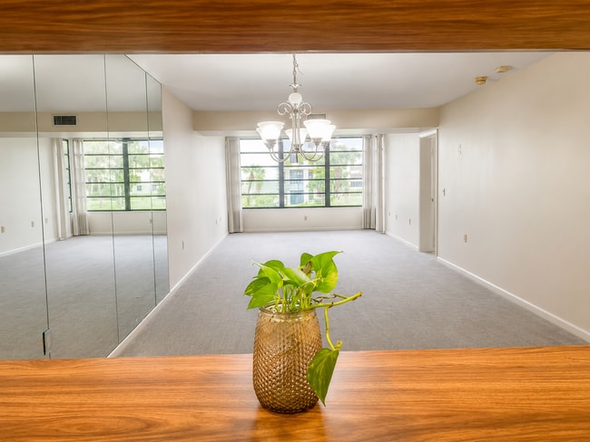 Photo - 3636 Whitehall Dr Unit 204