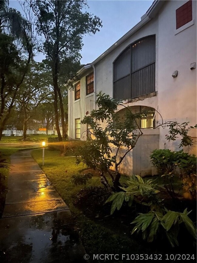 Photo - 11906 NW 11th St Unit 11906