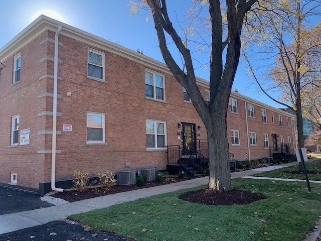 Building Photo - 7225 Thomas St Unit 1N Rental
