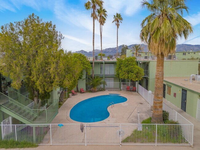 Country View Apartments