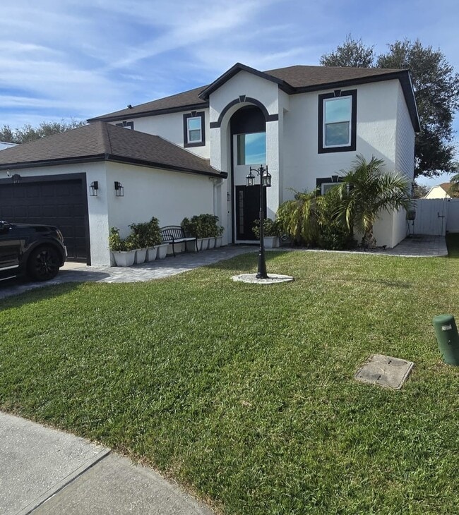 Building Photo - 2430 Canopy Dr