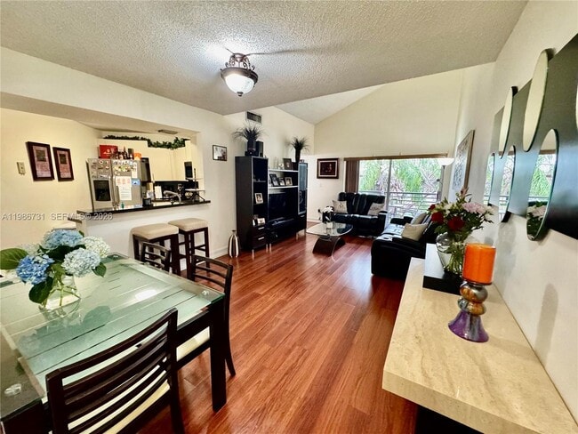 Photo - 9731 Fontainebleau Blvd Unit F306