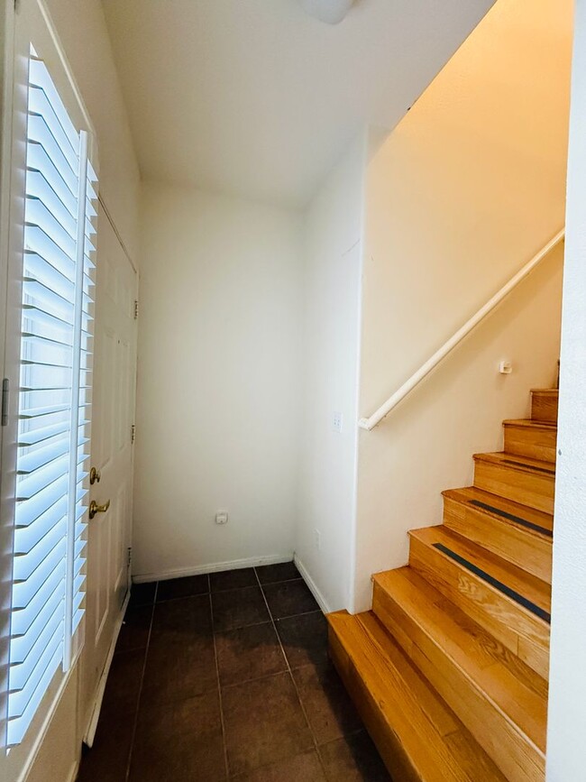 Photo - Enjoy resort-style living in this stylish ...