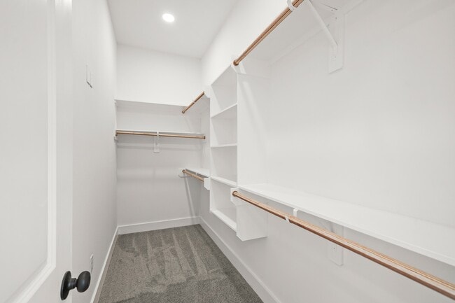 Building Photo - 3419 Tuam St