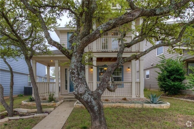Building Photo - 712 Alamo Plaza Dr Rental