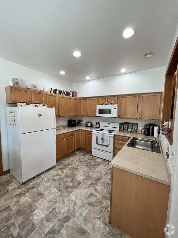 Building Photo - 1305 Boon St Rental