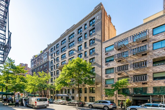 Photo - 114-116 E 84th St