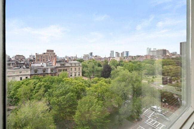 Photo - 2 Commonwealth Ave Unit 8G