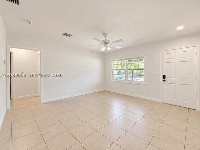 Photo - 1526 NE 135th St Unit 1526