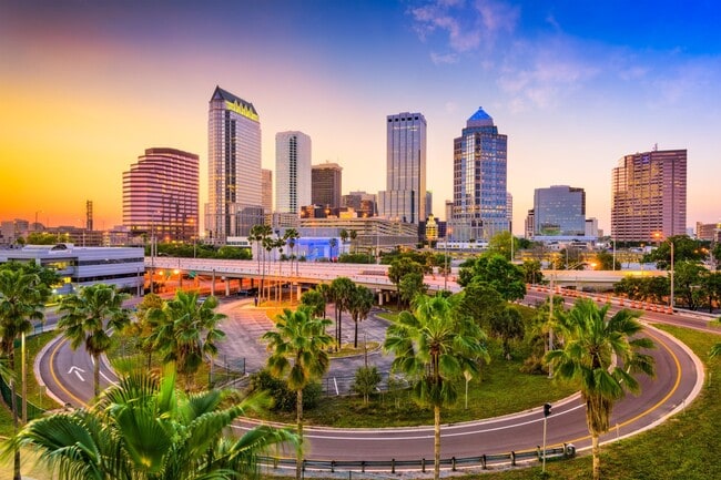 You'll love our New Tampa location with easy access to I-75 and I-275, making it a quick and easy commute to Downtown Tampa and other local hotspots.