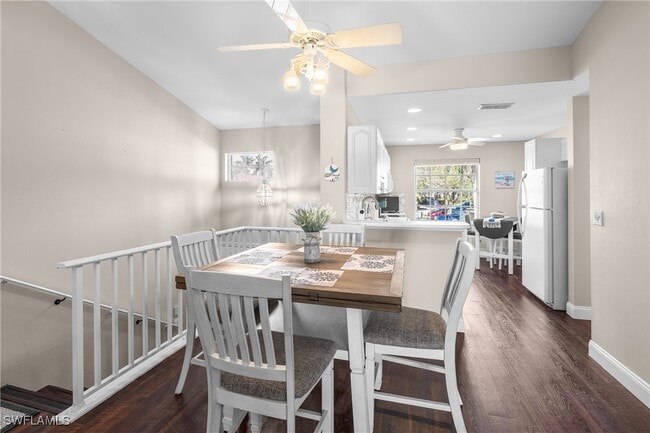 Photo - 541 Windsor Sq