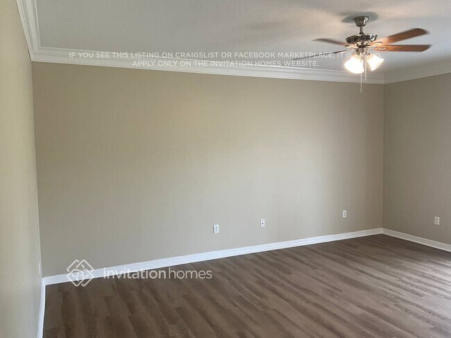 Photo - 8112 Alamosa Wood Ave