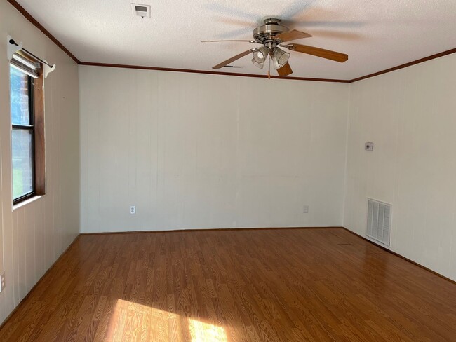 Photo - 1901 Unit 1922 DENNIS ST