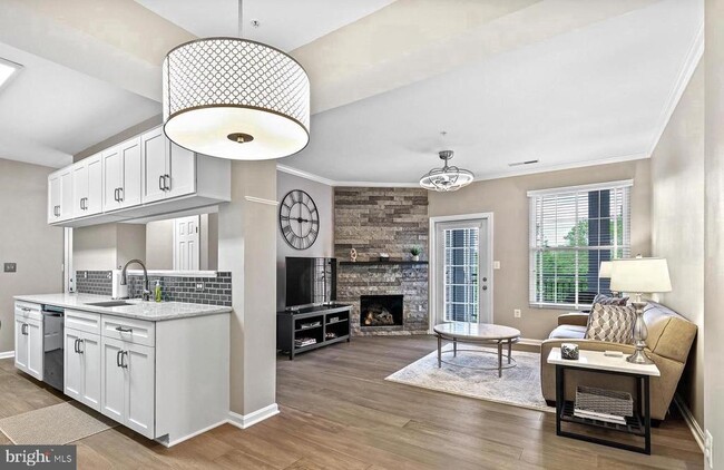 Photo - 20451 Chesapeake Square Apartment Unit 200