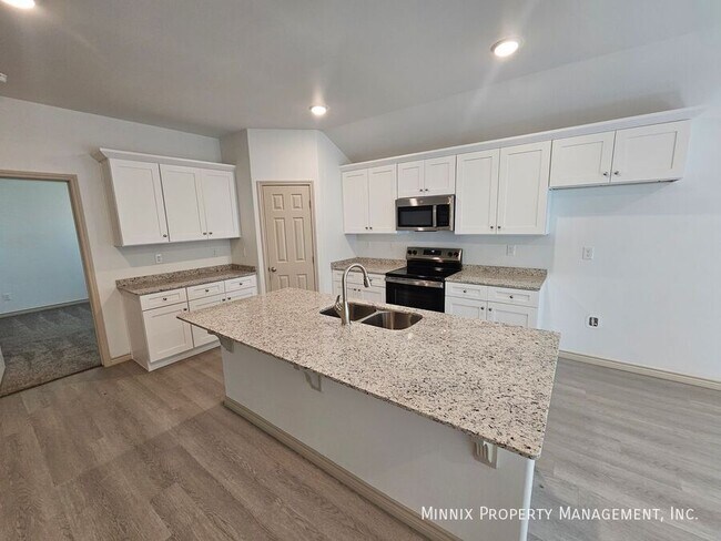 Photo - 1325 Bajada St