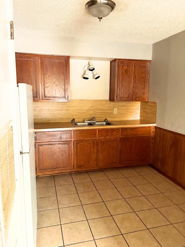 Photo - 505 Hackberry St Unidad 25
