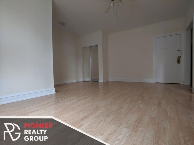 Photo - 4851 N Damen Ave Unidad 4851-BN