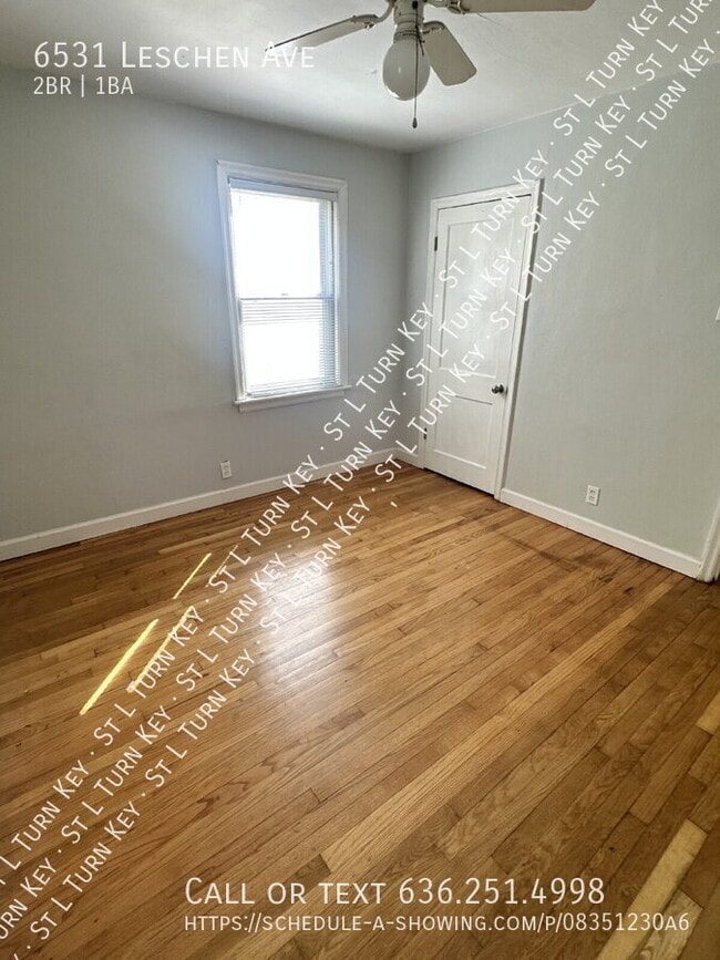 Photo - 6531 Leschen Ave