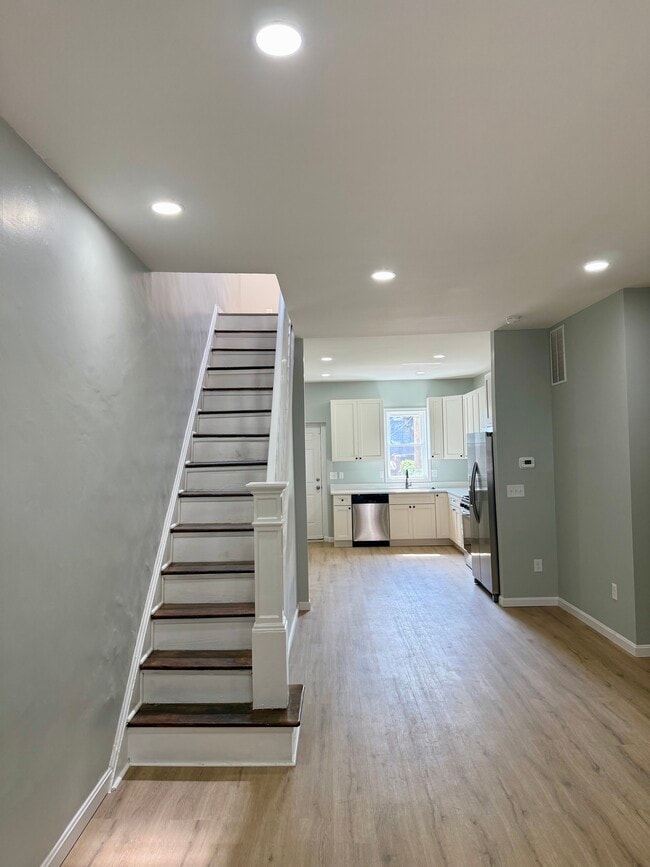 303 Whitridge Ave