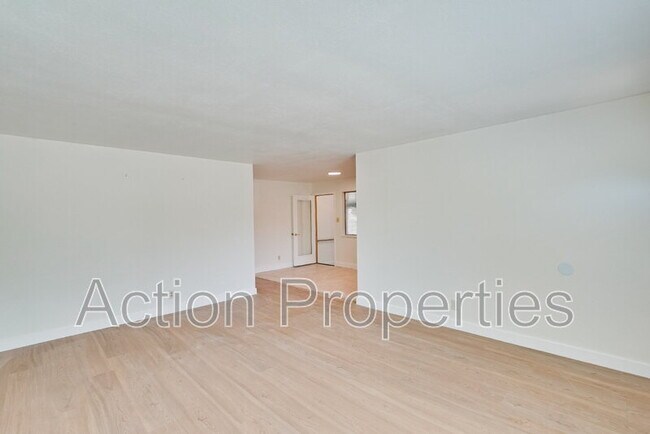 Photo - 2280 Brentwood Ct