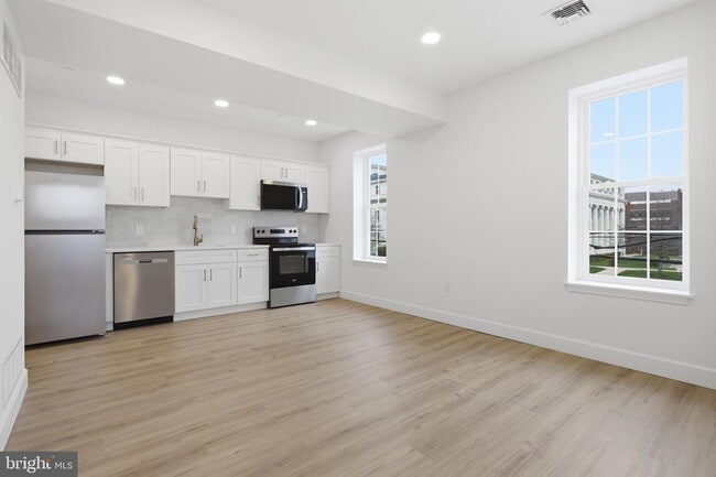 Photo - 100 W Front St Unit 2A