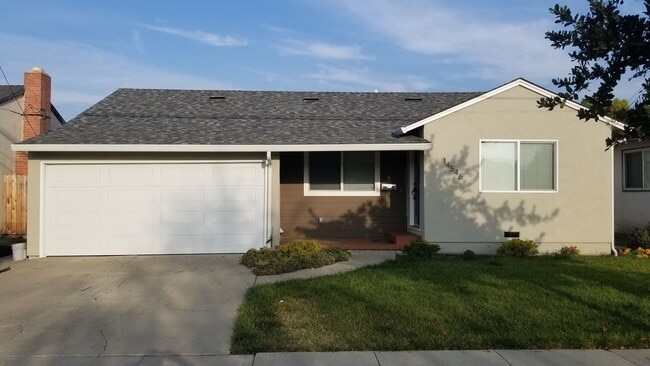 Photo - Modern 3-Bedroom Home Near San Leandro Sch...