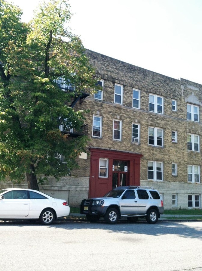 Photo - 230 Washington St Apartments