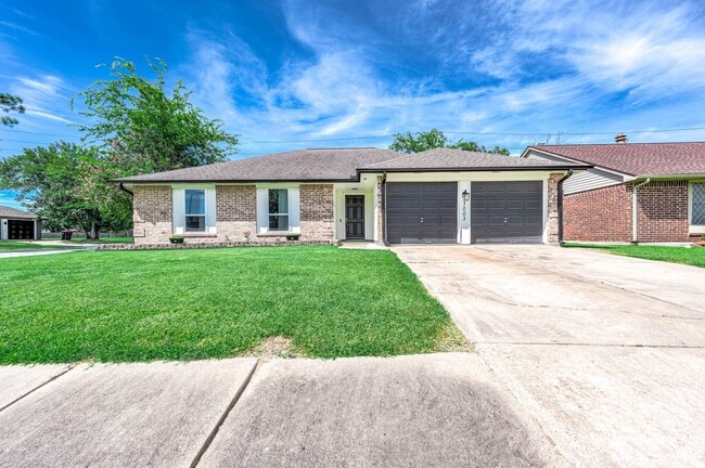 Building Photo - 7003 Buchanan Dr Rental