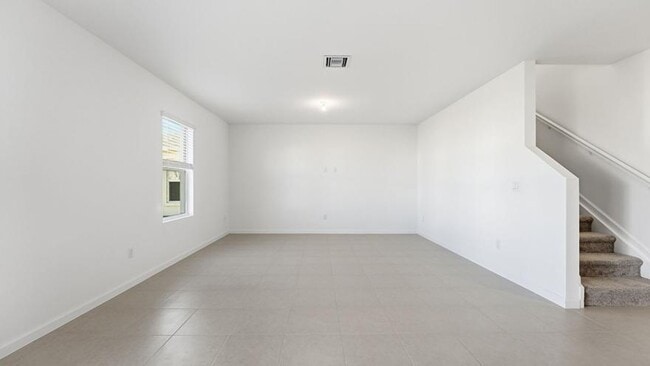 Photo - 10761 NW Everbreeze Dr