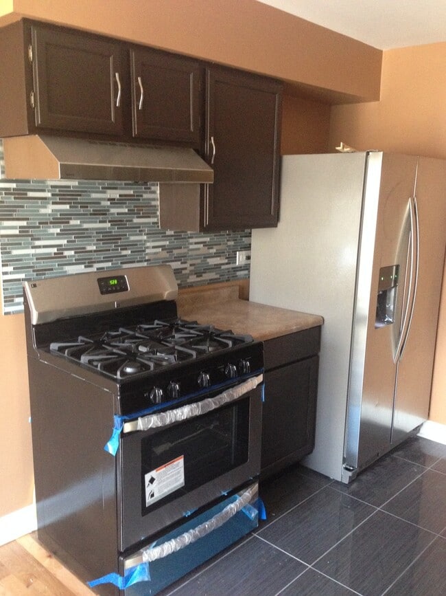 Photo - 157 Peter Ct Unidad D Rental