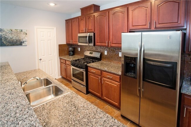 Building Photo - 6250 W Arby Ave Unit 000