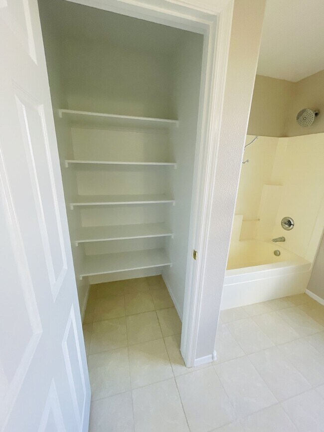 Photo - 45811 W Amsterdam Rd