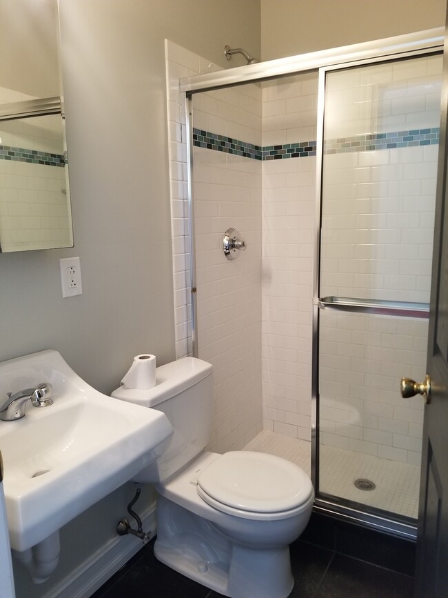 Photo - 1504 N 18th St Unidad #1