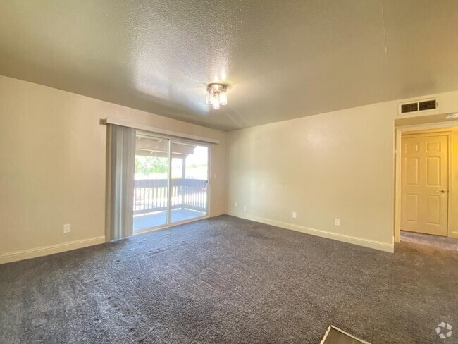 Building Photo - 2909 Huntington Blvd Unit 227 Rental