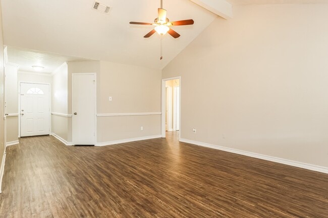 Photo - 20327 Bridgedale Ln