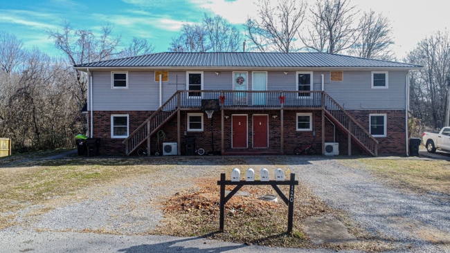 Building Photo - 120 Lake Dr Rental