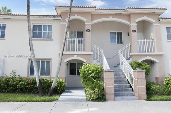 Building Photo - 1260 SE 28th Ct Unit 205 Rental