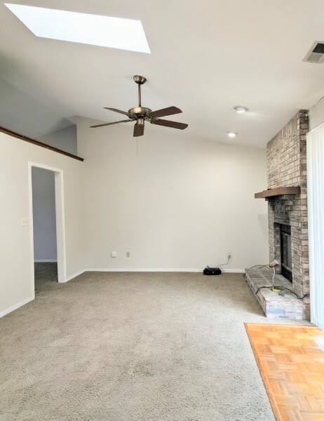 Photo - 278 Longfellow Ln