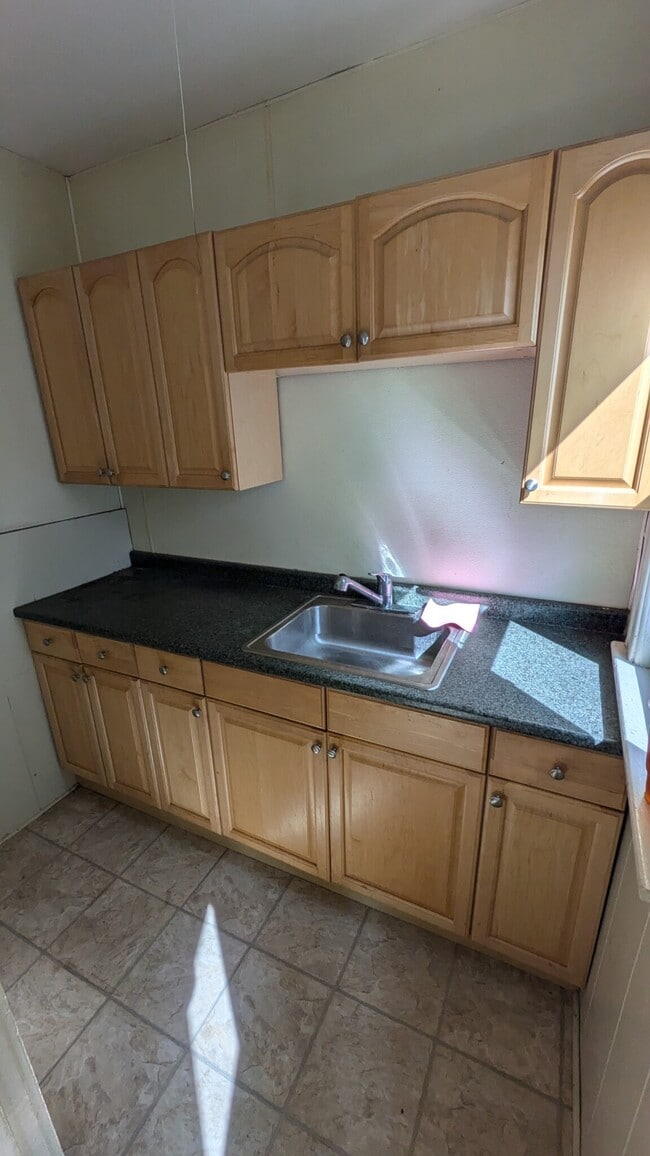 Photo - 20 Kosta St Unit 3