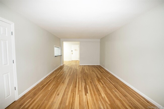 Photo - 94-30-94-60 60th Ave Unit 6G