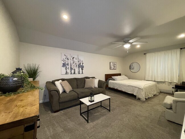 Photo - 631 Oak Lawn Ave