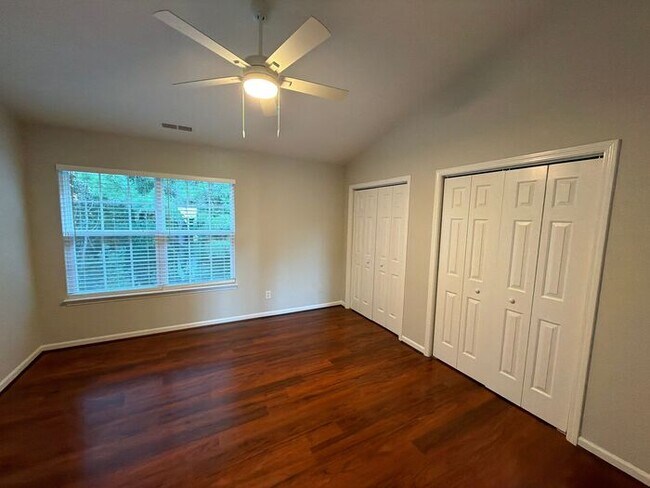 Photo - 2 Bedroom 1.5 Bathroom