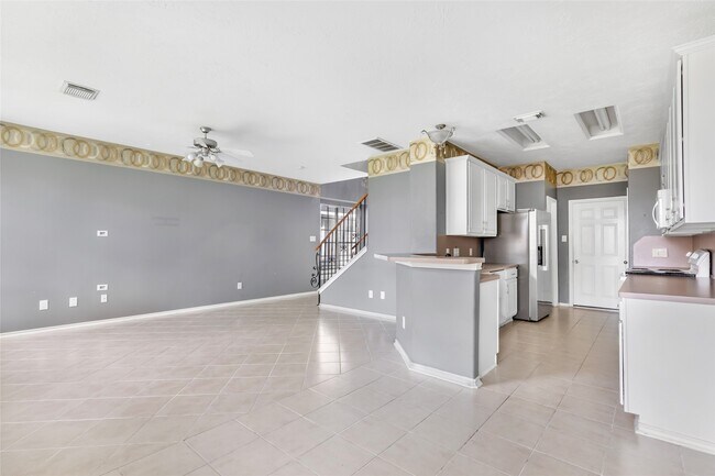 Photo - 9016 Elm Drake Ln