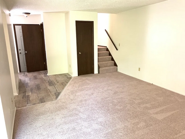 Photo - Pleasant Gunbarrel home 3/2.5/2 car