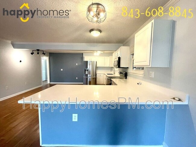 Photo - 415 Parkdale Dr