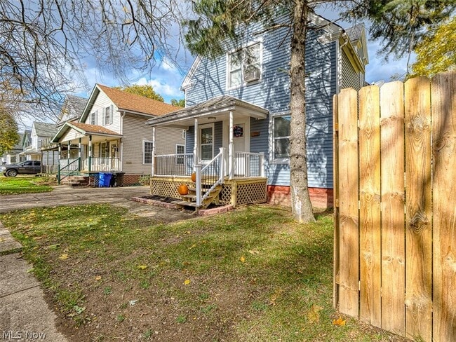 Photo - 3116 Searsdale Ave