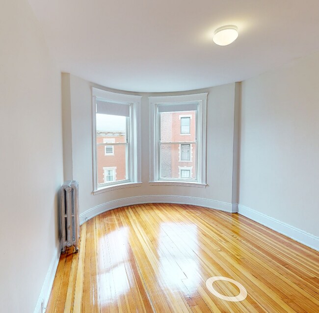 Building Photo - 7 Mount Hood Rd Unit 6 Rental