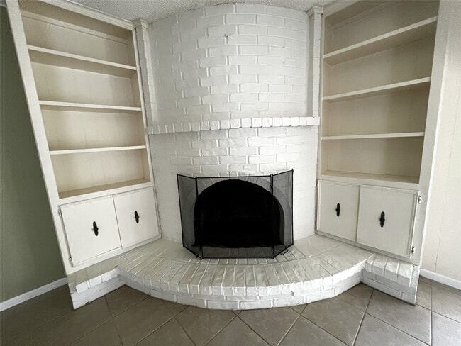 Photo - 731 Seafoam Rd