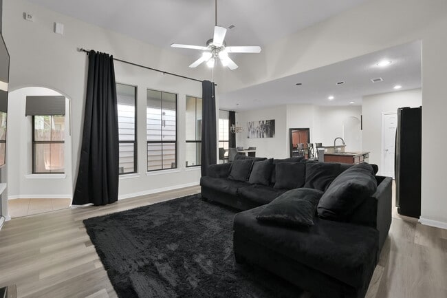 Photo - 3607 Cedar Flats Ln